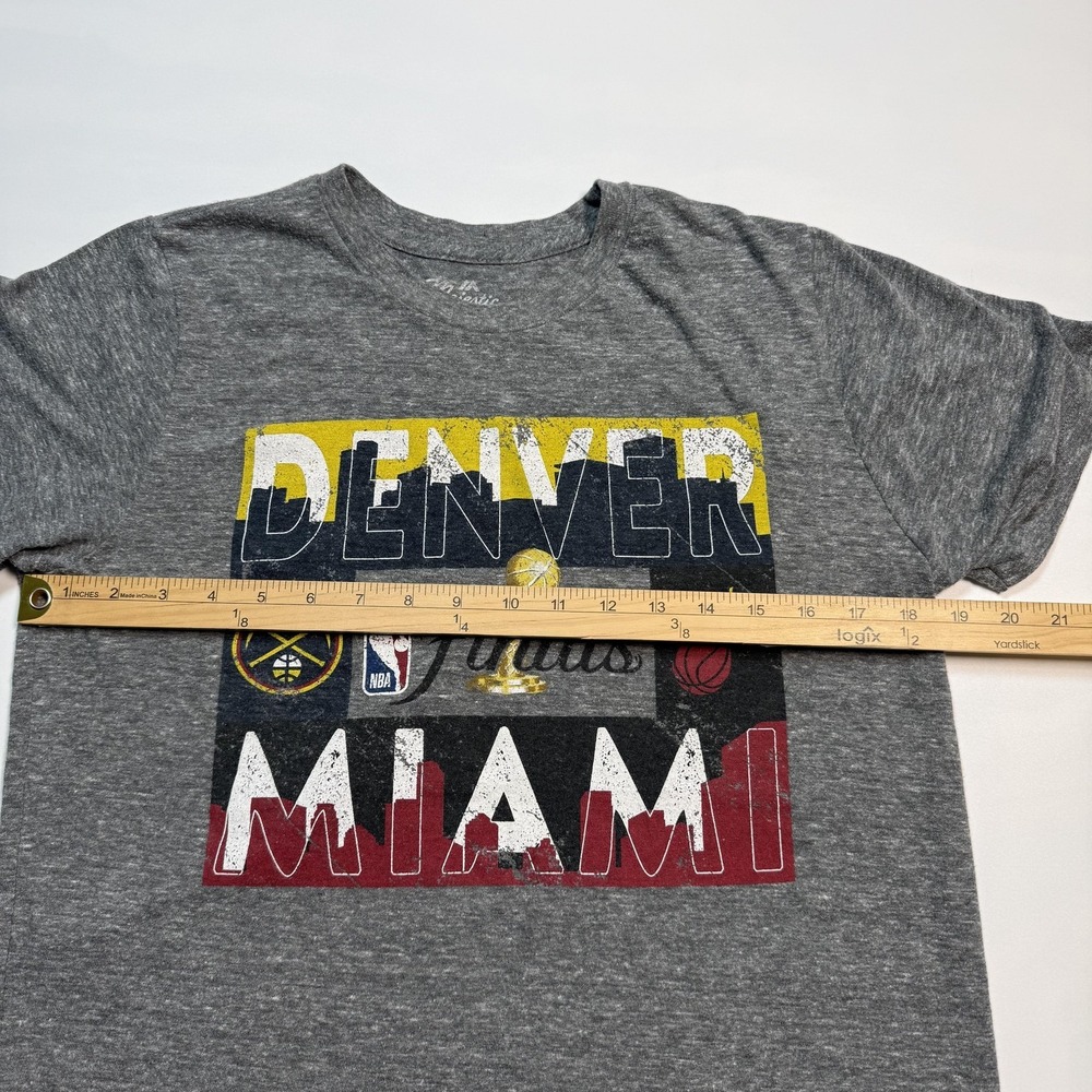 Denver Nuggets Miami Heat Shirt Mens Medium Gray 2023 NBA Finals Majestic - Picture 4 of 7